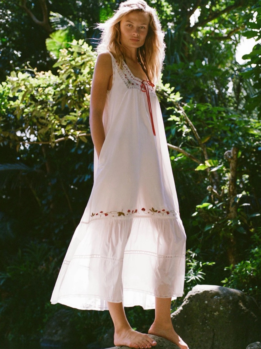 The Eleadora Dress |
Strawberry Pearl